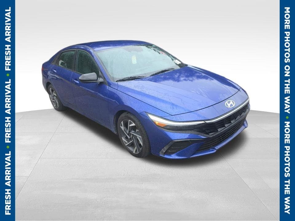 2025 Hyundai Elantra SEL Sport — photo 1 of 7