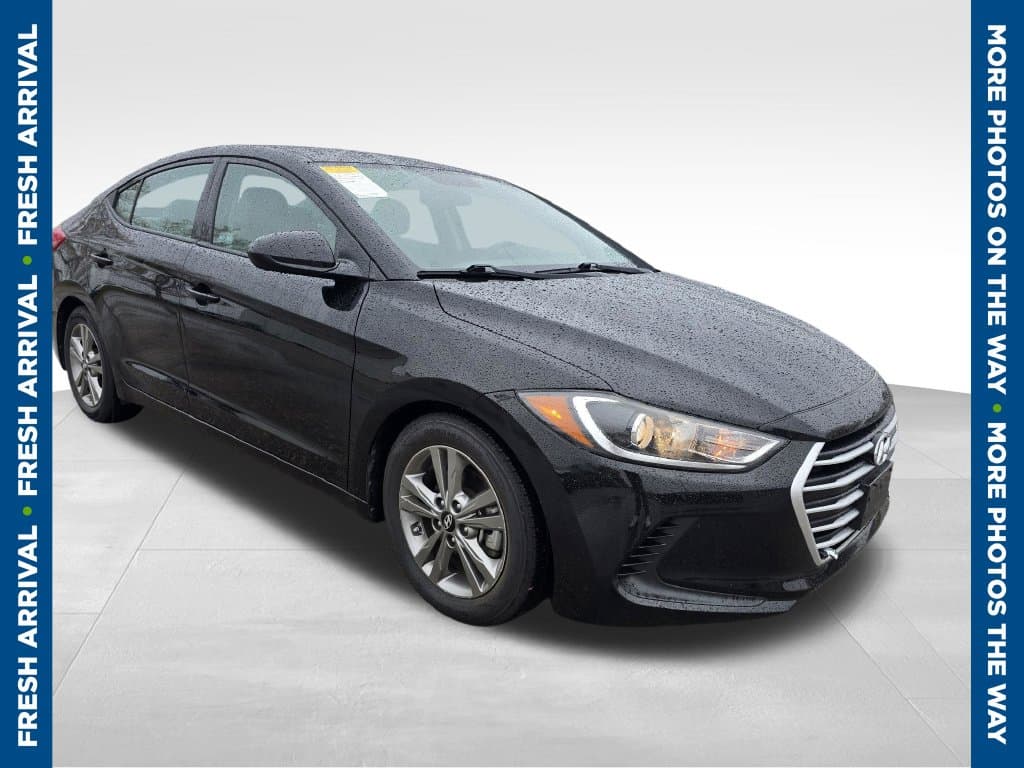2018 Hyundai Elantra SEL — photo 1 of 7