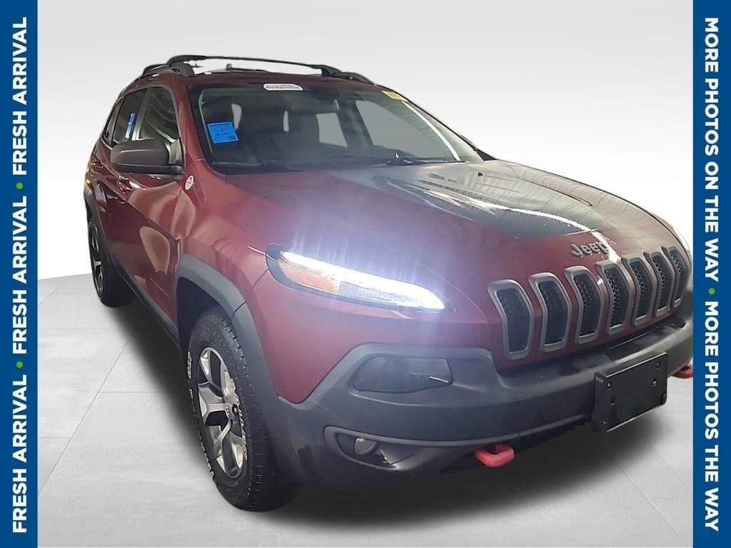 2014 Jeep Cherokee Trailhawk — photo 1 of 10
