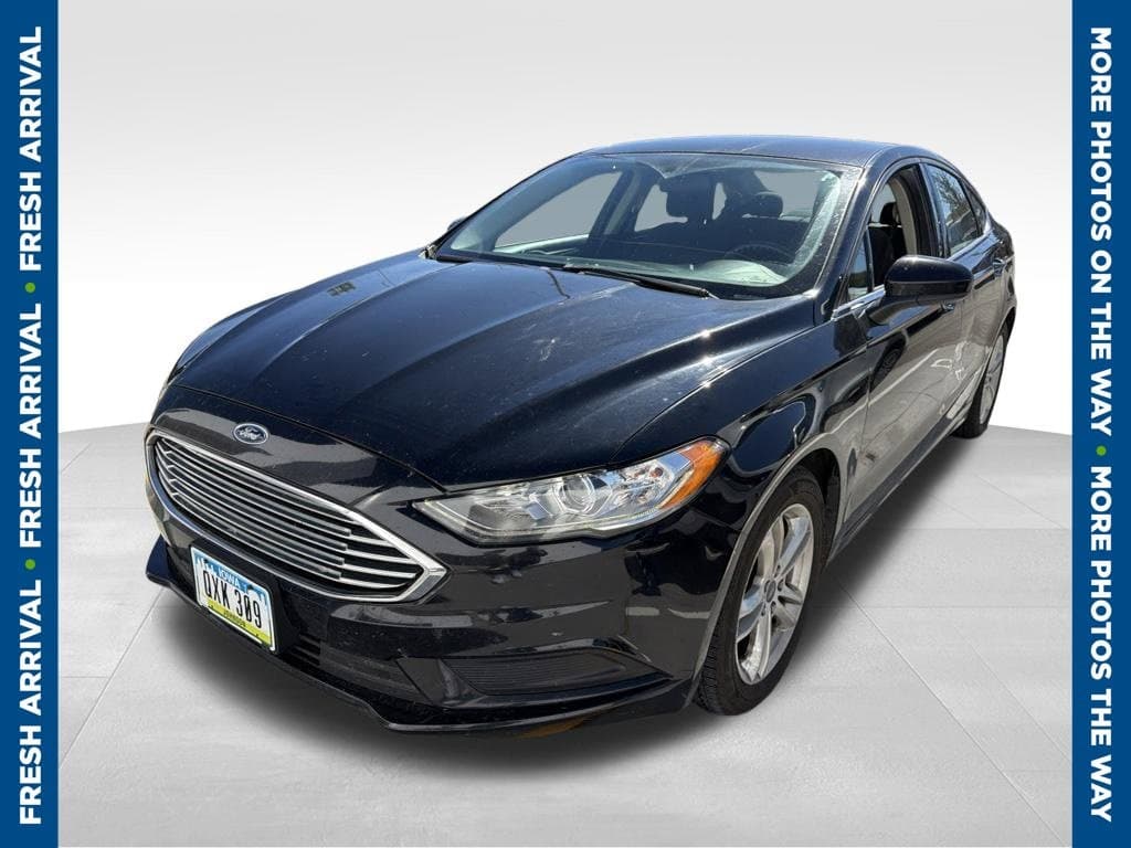 2018 Ford Fusion SE — photo 1 of 9