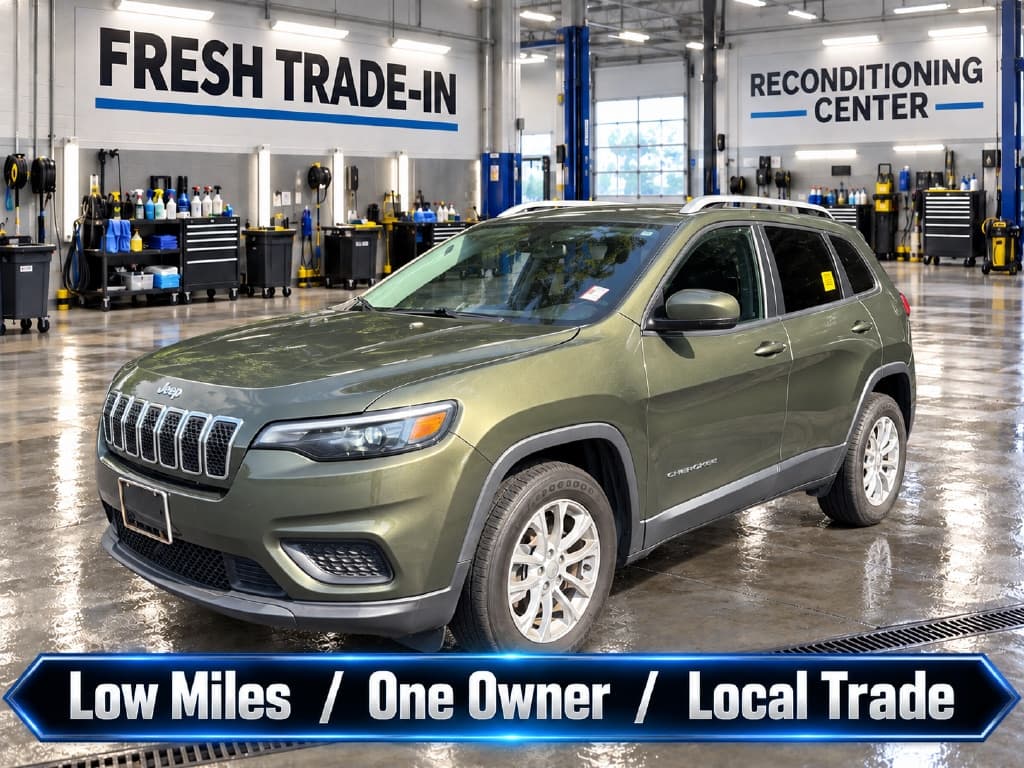 2021 Jeep Cherokee Latitude — photo 1 of 13