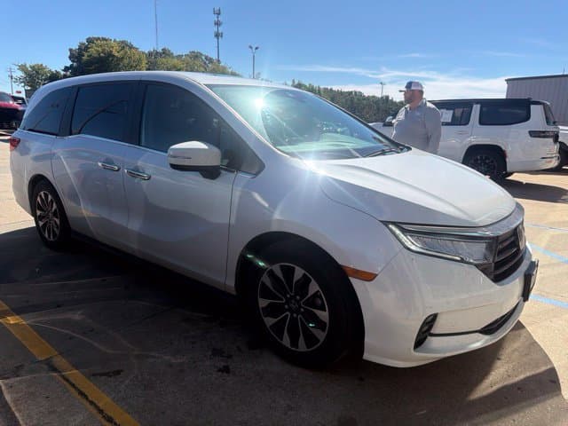 2024 Honda Odyssey EX-L — photo 1 of 4
