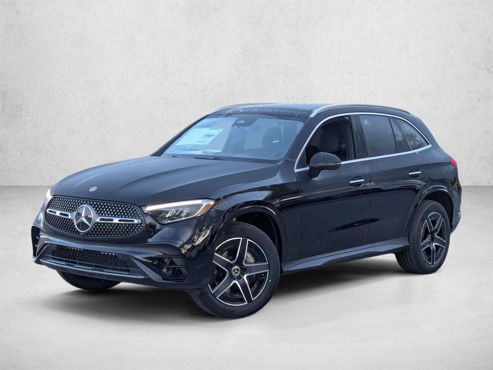 2026 Mercedes-Benz GLC Base — photo 1 of 16