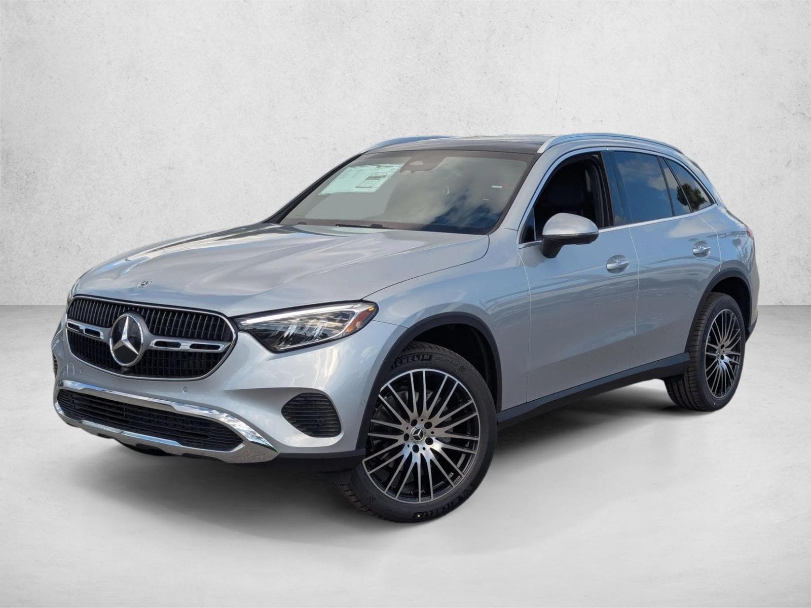 2026 Mercedes-Benz GLC Base — photo 1 of 16