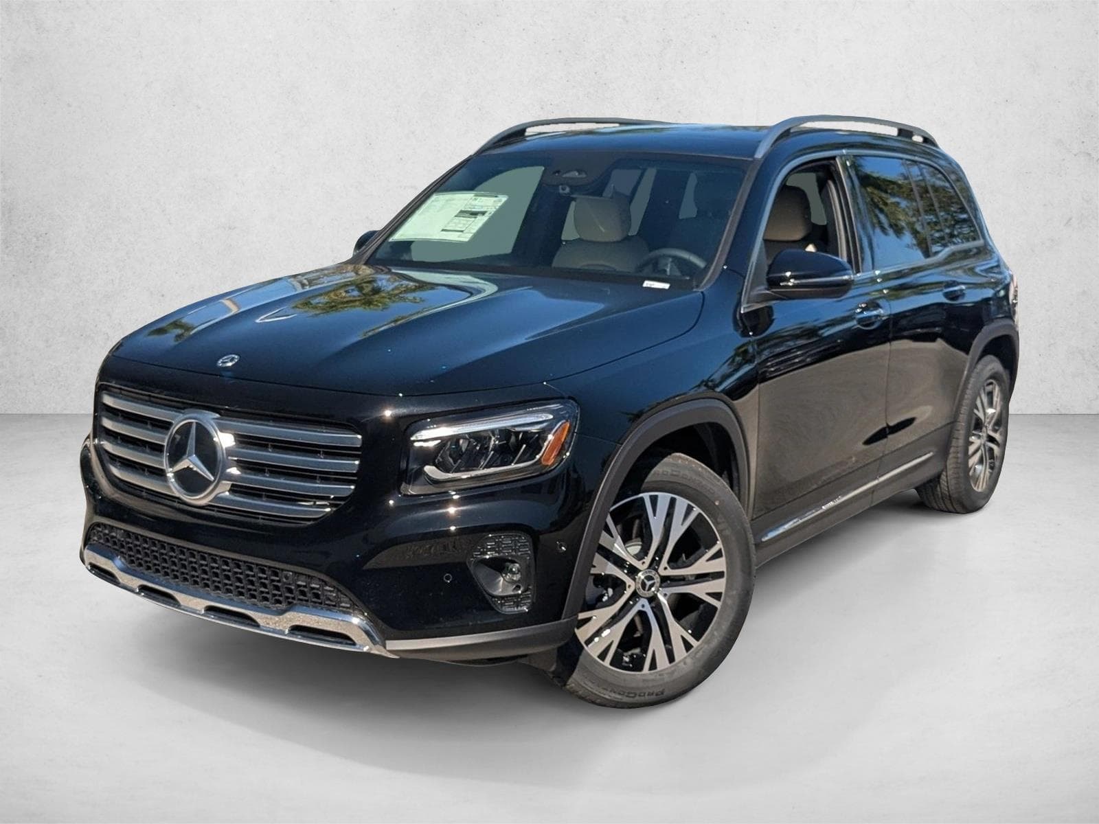 2026 Mercedes-Benz GLB Base — photo 1 of 16