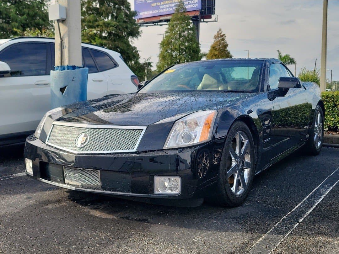 2008 Cadillac XLR Base — photo 1 of 7