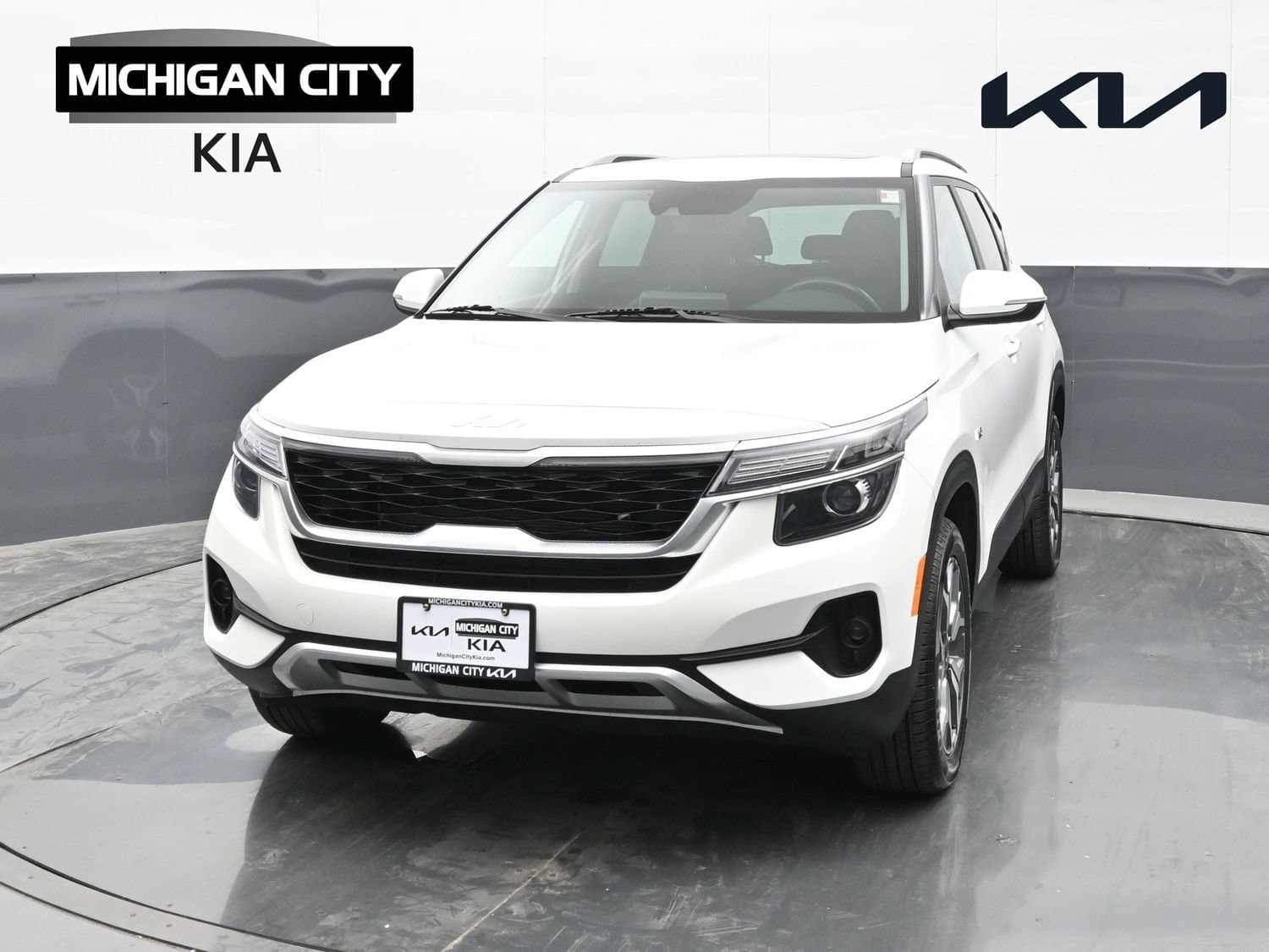 2022 Kia Seltos EX — photo 1 of 46