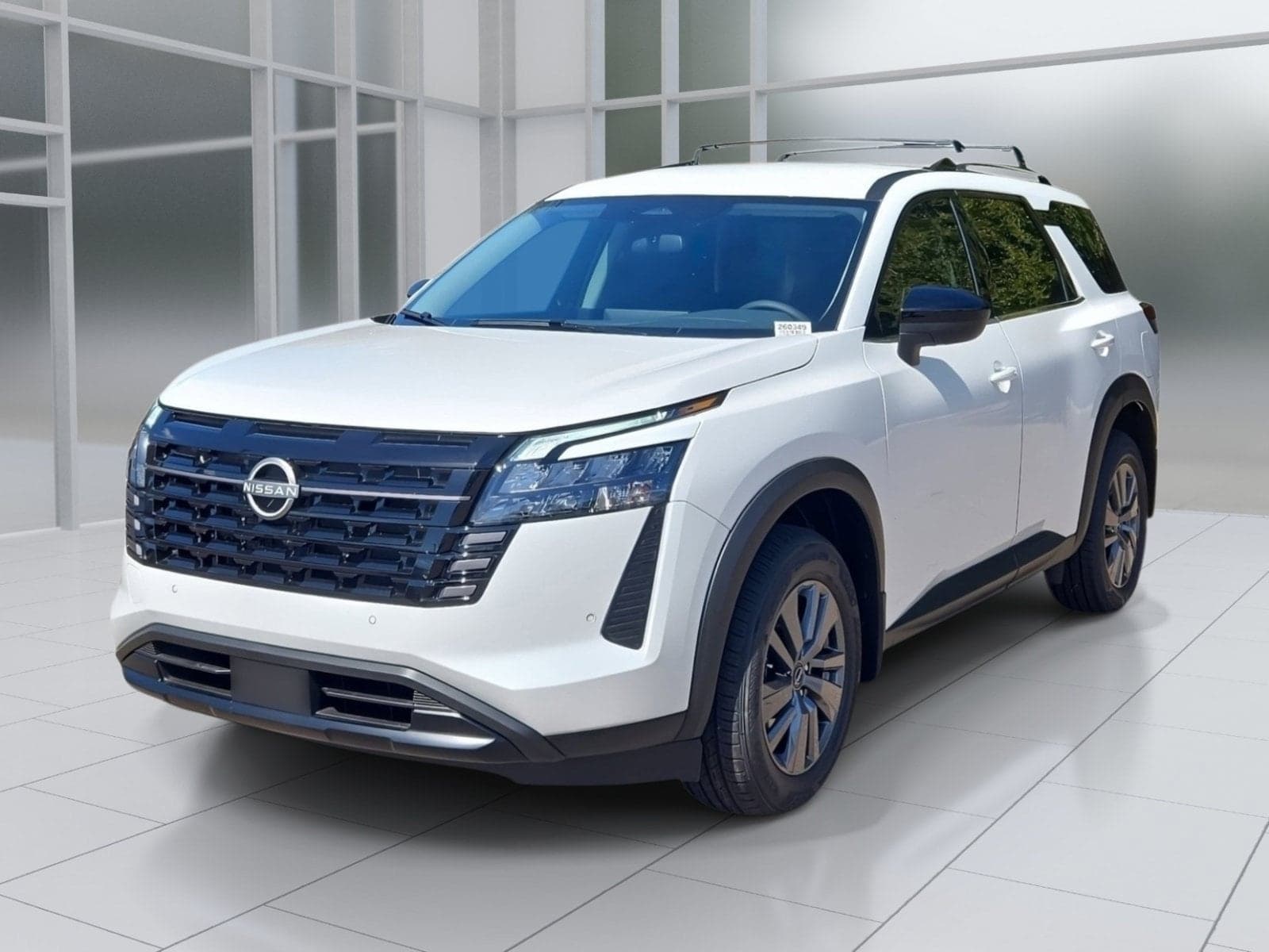 2026 Nissan Pathfinder SV — photo 1 of 40