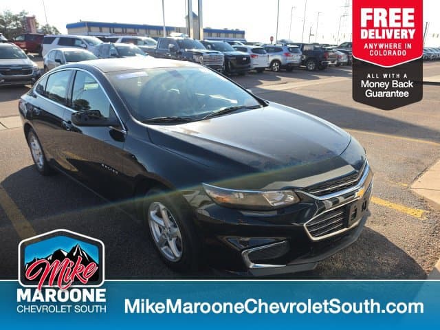 2018 Chevrolet Malibu LS — photo 1 of 20