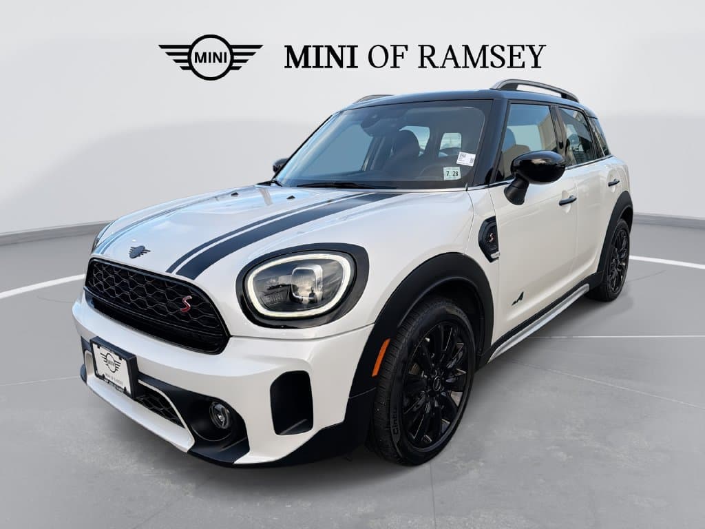 2024 Mini Countryman Cooper S — photo 1 of 29