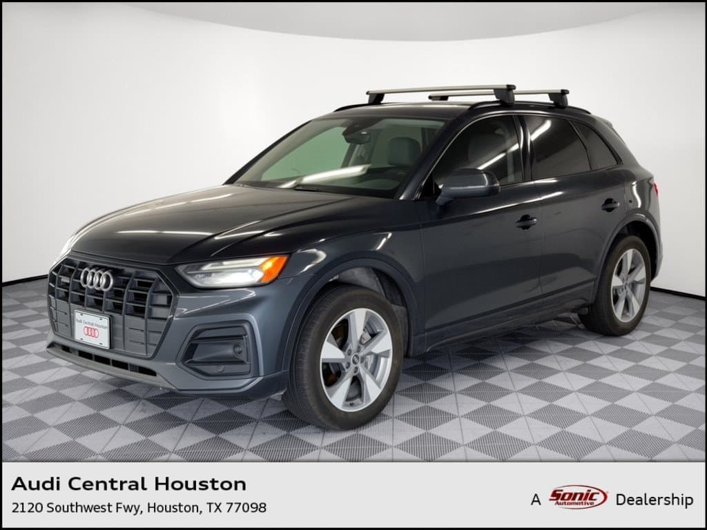 2025 Audi Q5 Premium — photo 1 of 31