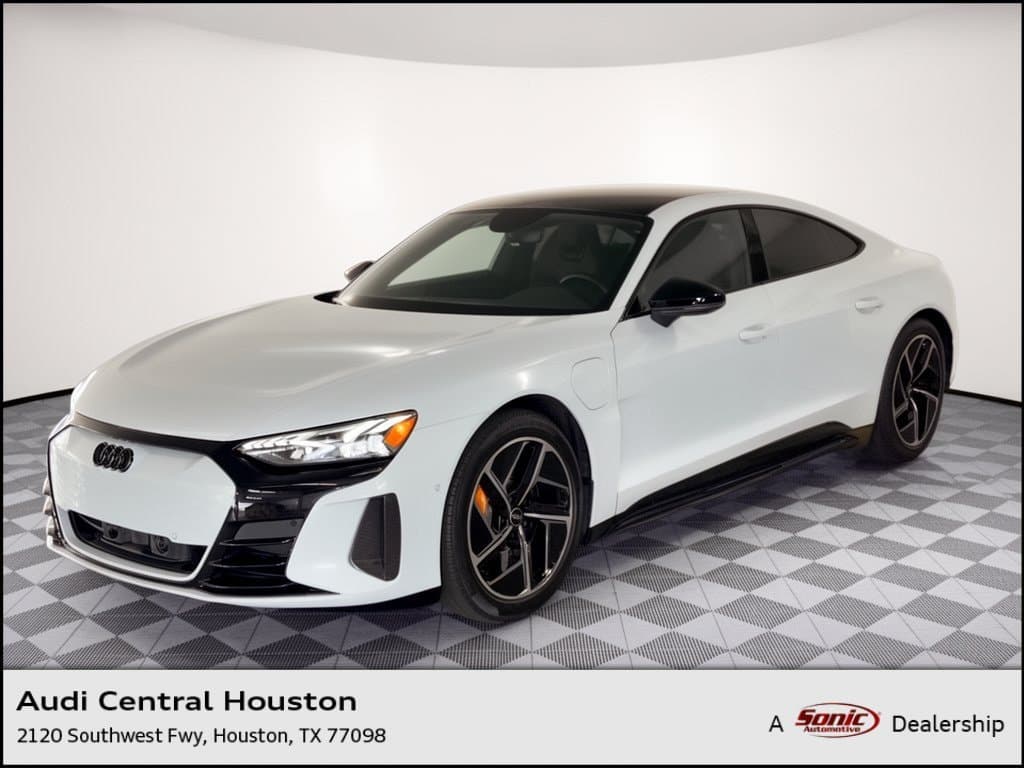 2024 Audi RS e-tron GT Base — photo 1 of 31