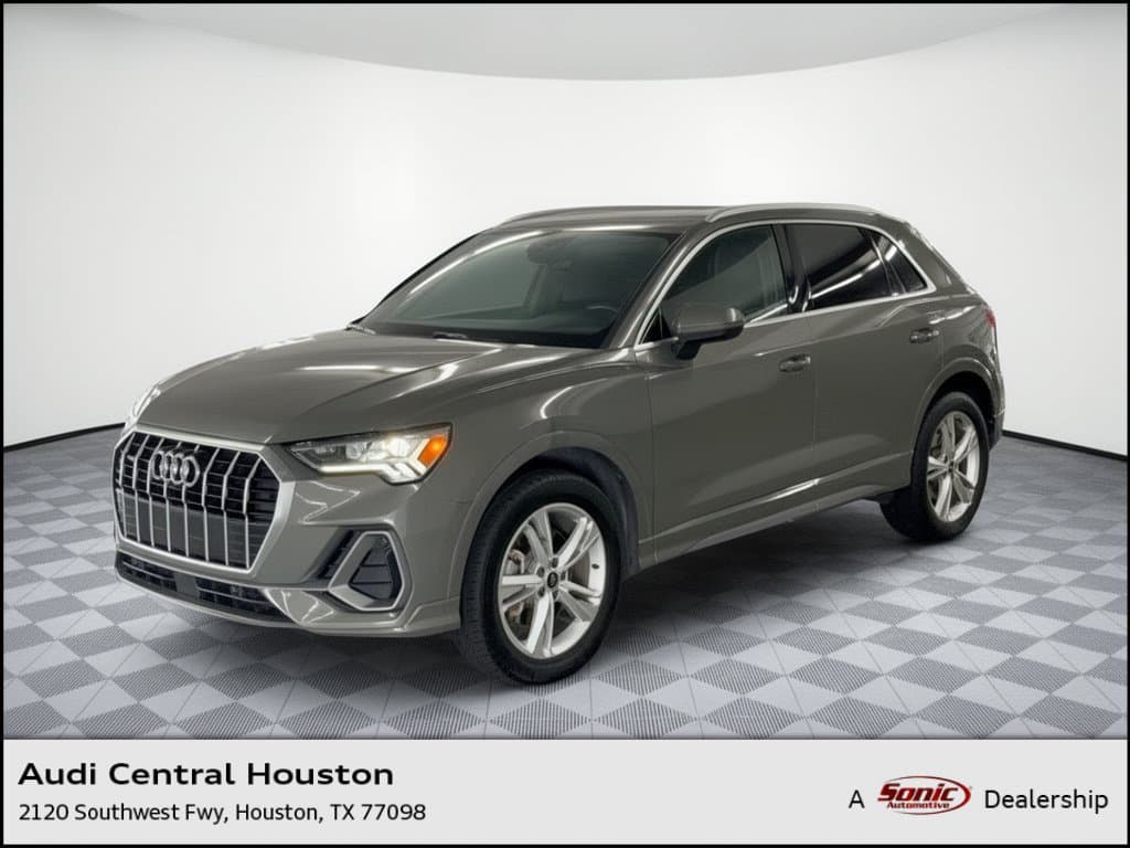 2022 Audi Q3 S line Premium Plus — photo 1 of 31