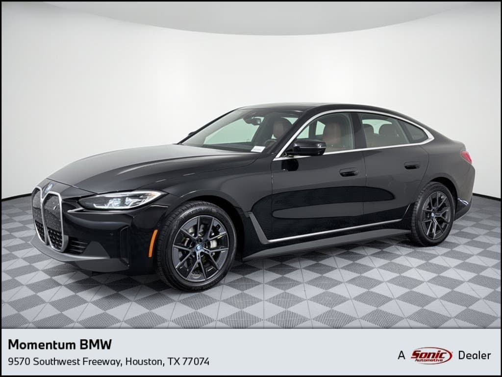 2024 BMW i4 eDrive35 — photo 1 of 31
