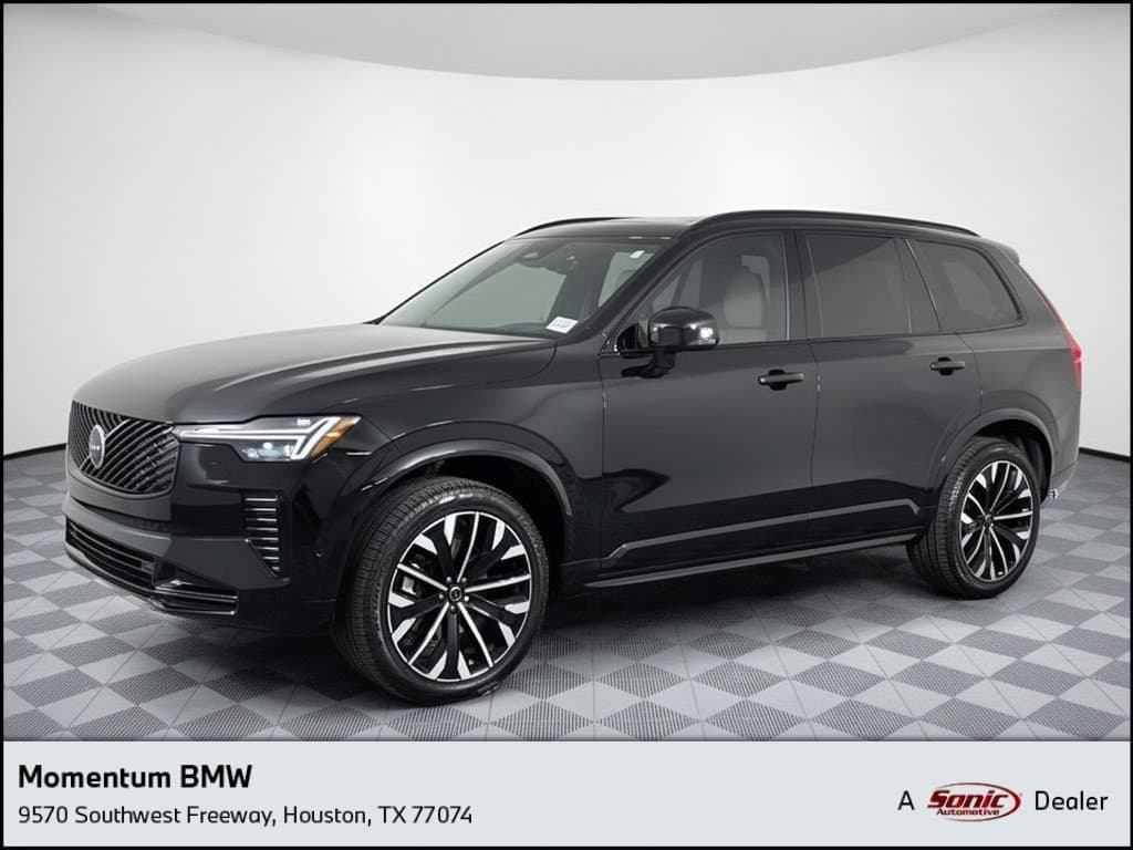 2026 Volvo XC90 Base — photo 1 of 31
