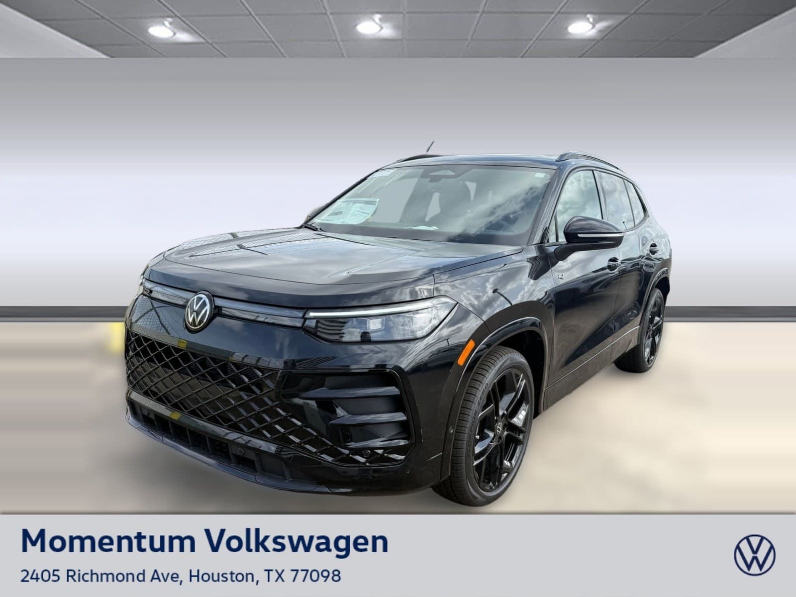 2026 Volkswagen Tiguan SE R-Line Black — photo 1 of 26