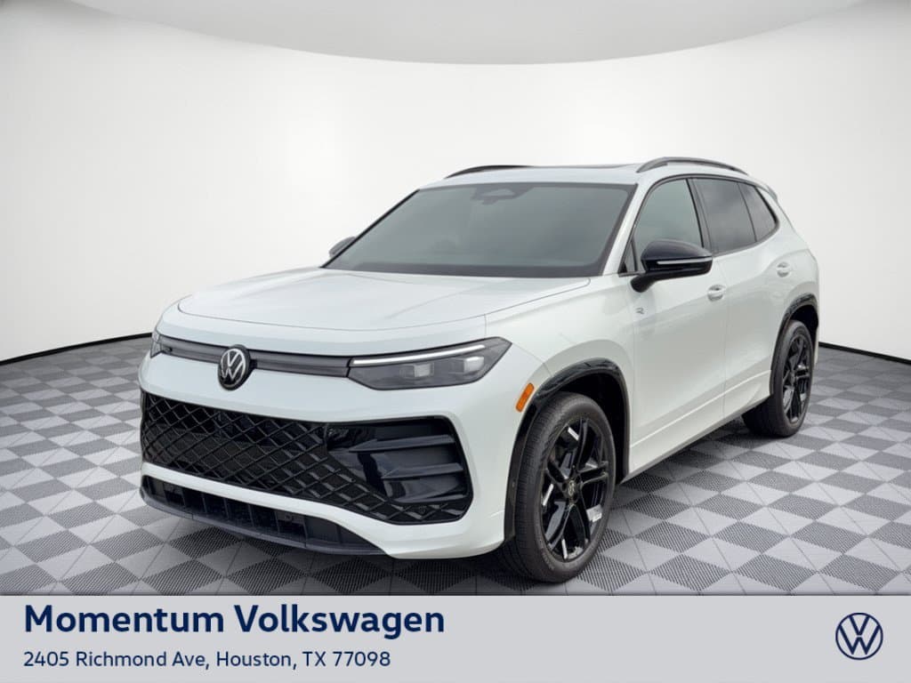 2026 Volkswagen Tiguan SE R-Line Black — photo 1 of 32