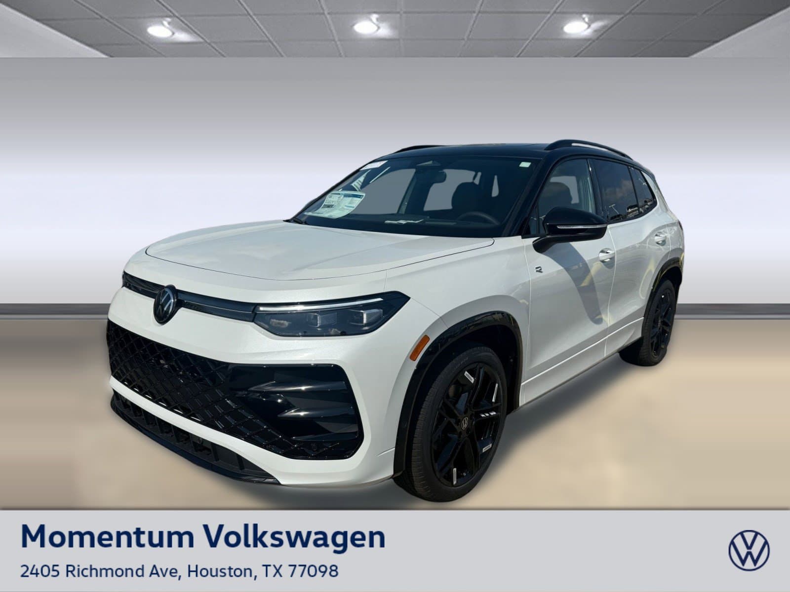 2026 Volkswagen Tiguan SE R-Line Black — photo 1 of 27