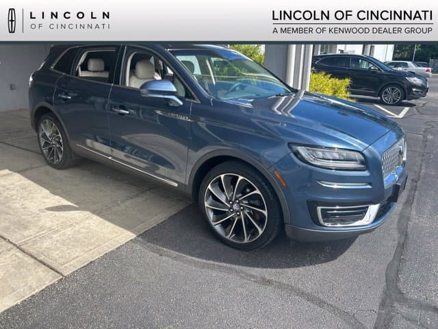 2019 Lincoln Nautilus Reserve — photo 1 of 10