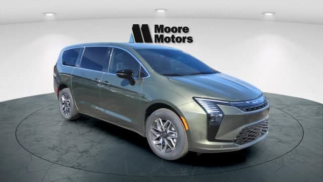 2027 Chrysler Pacifica Limited — photo 1 of 42