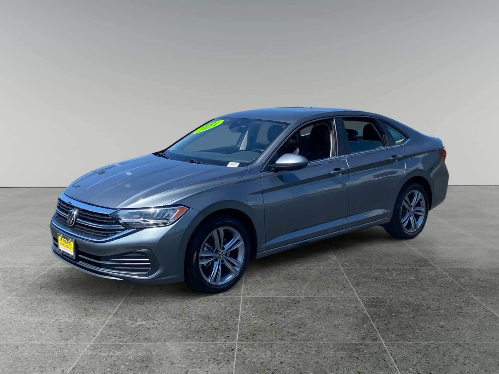 2024 Volkswagen Jetta Base — photo 1 of 15