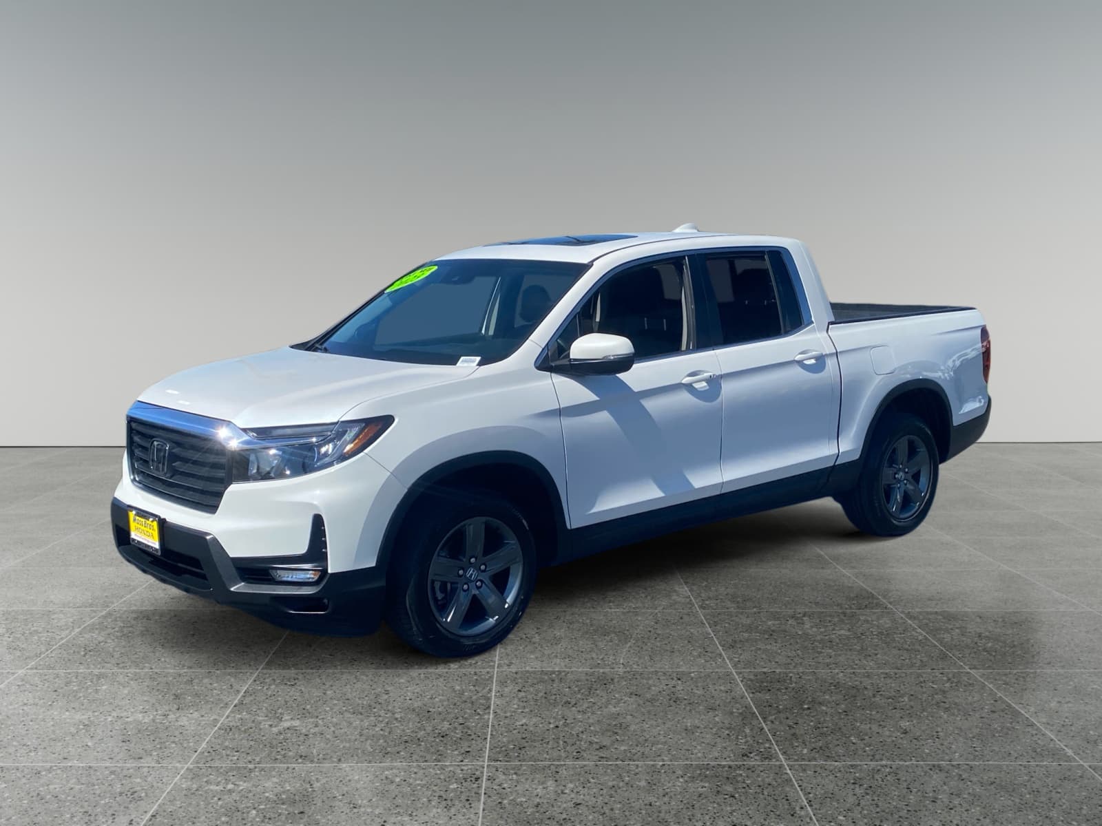 2023 Honda Ridgeline RTL — photo 1 of 15