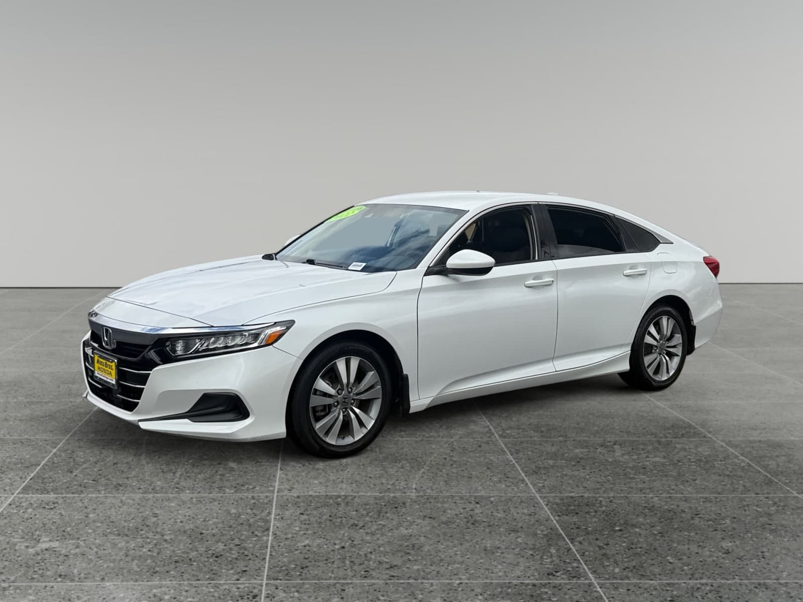 2022 Honda Accord Sedan LX — photo 1 of 12