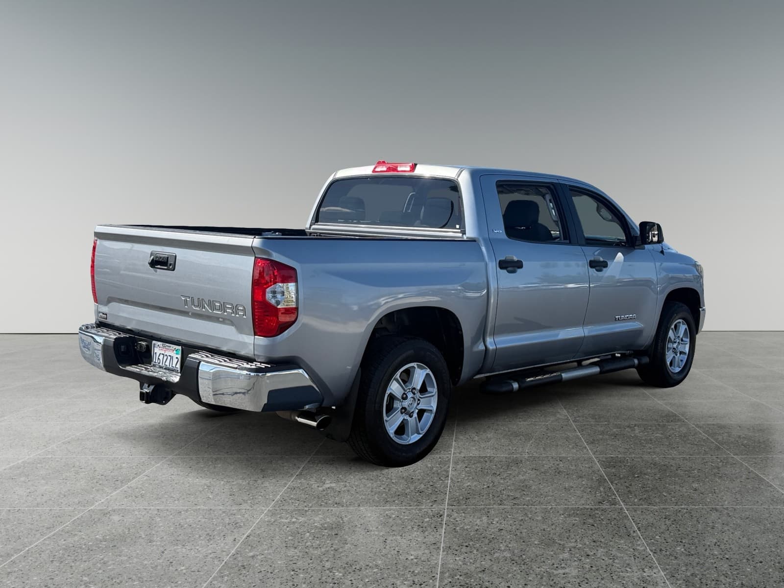 2018 Toyota Tundra 2WD SR5 — photo 1 of 10