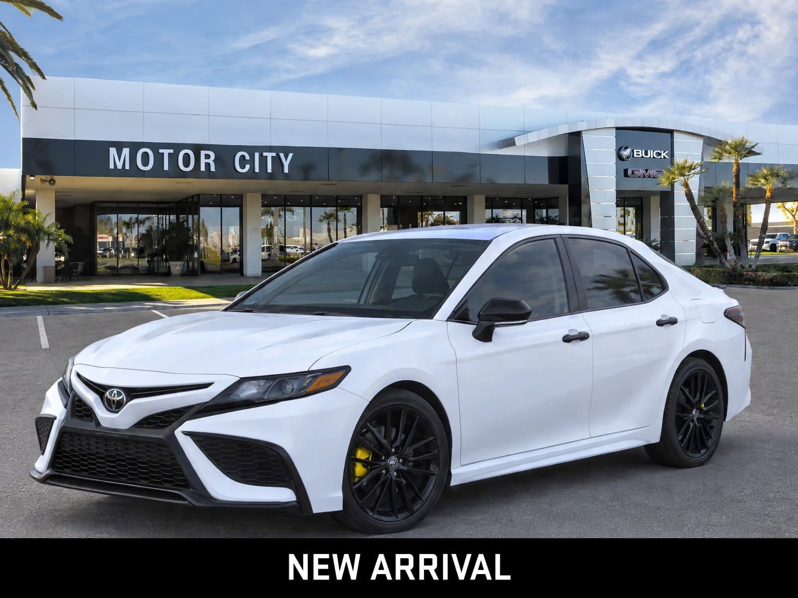 2022 Toyota Camry SE — photo 1 of 8