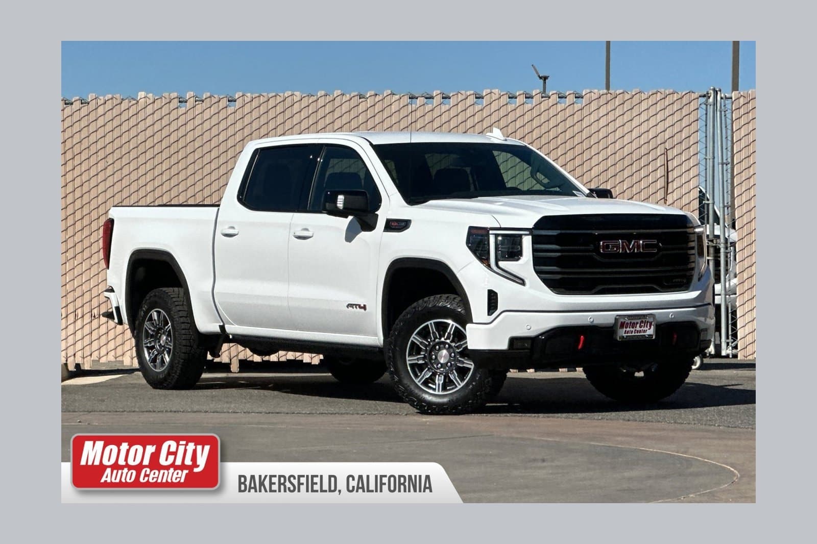 2025 GMC Sierra 1500 AT4 — photo 1 of 28