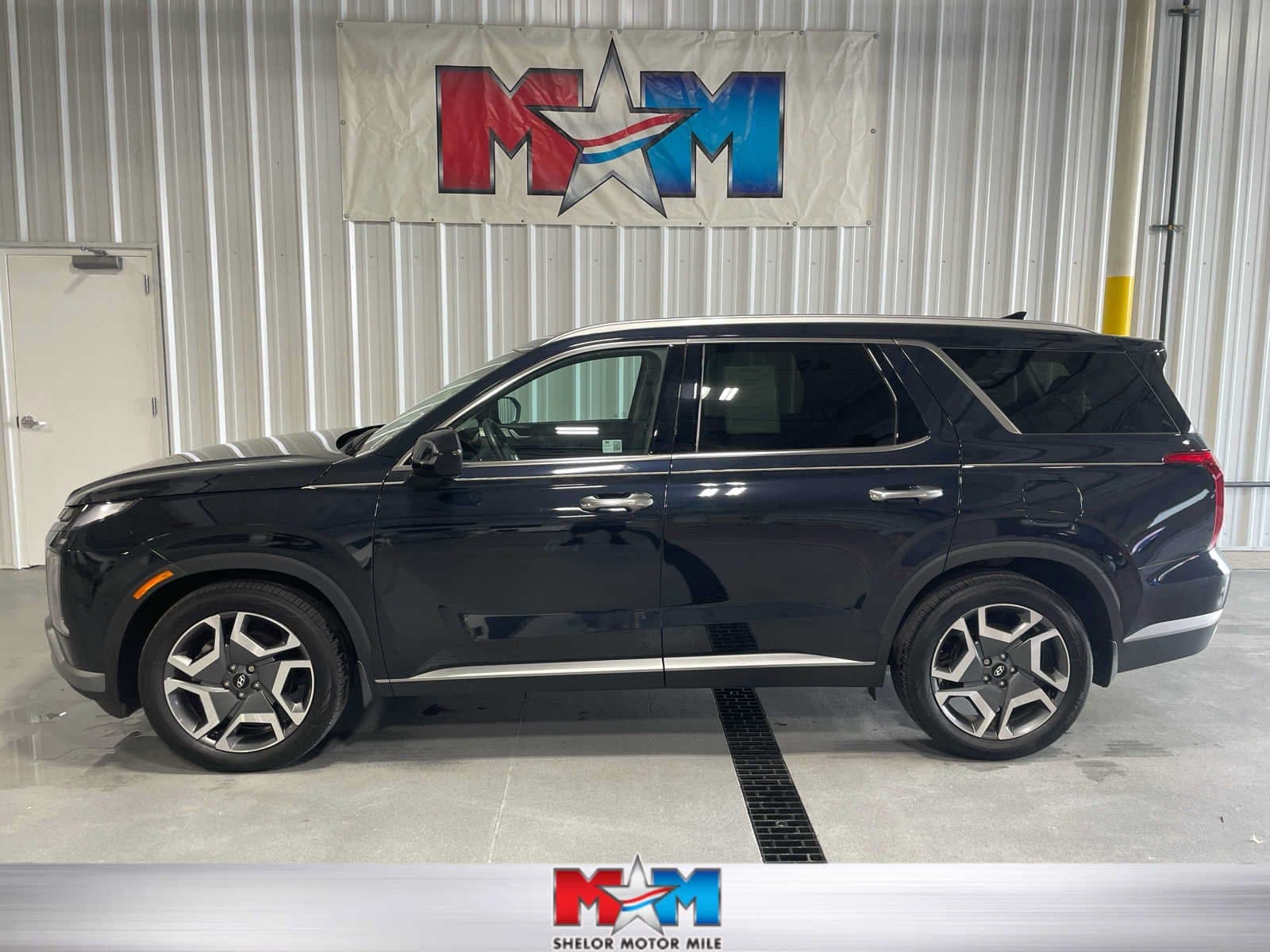 2025 Hyundai Palisade SEL Premium 8P — photo 1 of 8