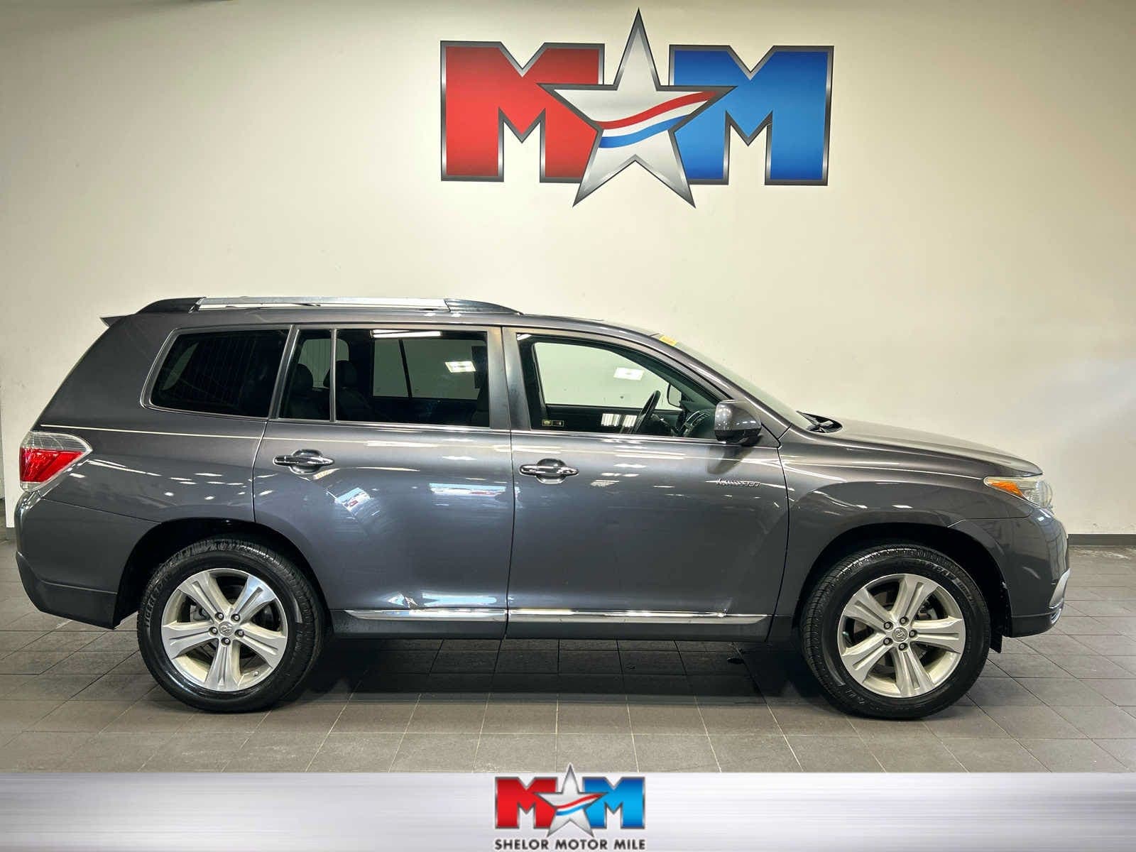 2012 Toyota Highlander Limited — photo 1 of 30