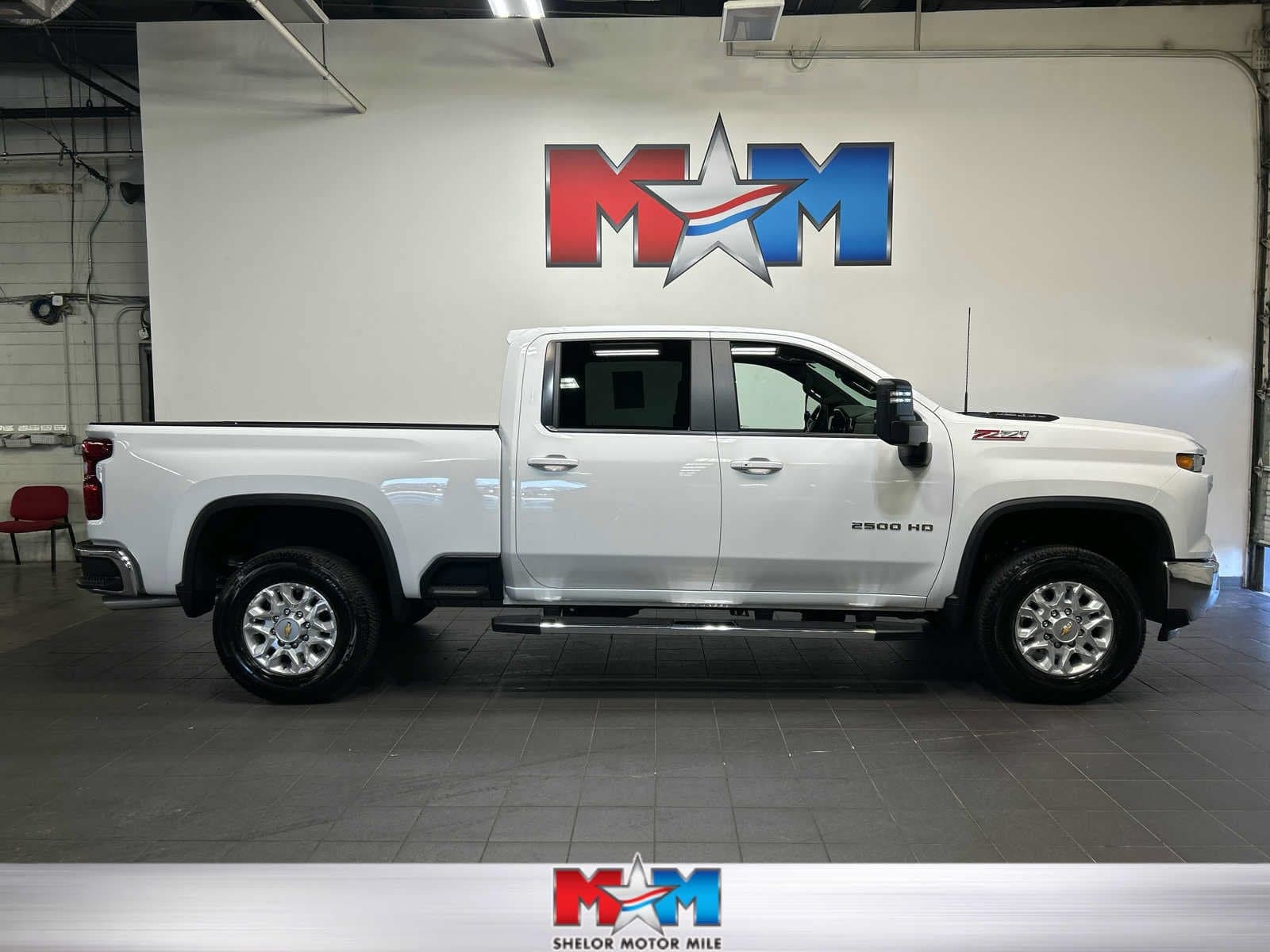 2026 Chevrolet Silverado 2500HD LT — photo 1 of 32