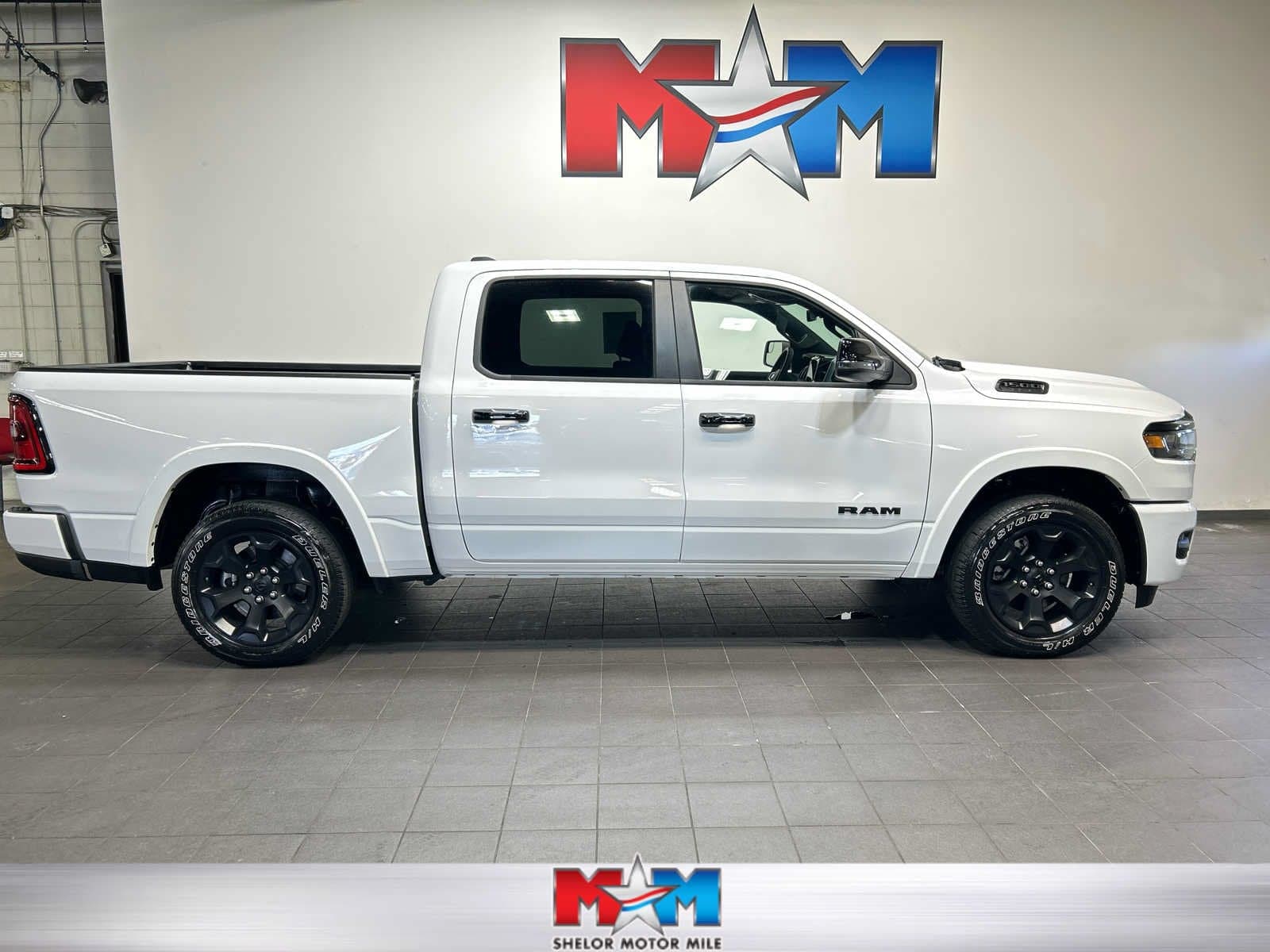 2025 RAM 1500 Big Horn — photo 1 of 30