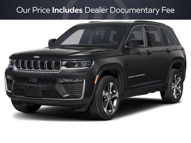 2026 Jeep Grand Cherokee Laredo — photo 1 of 12