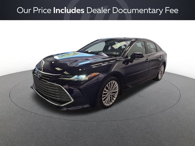 2022 Toyota Avalon Hybrid Limited — photo 1 of 26