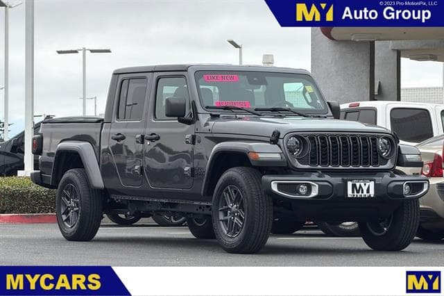 2024 Jeep Gladiator Sport S — photo 1 of 35