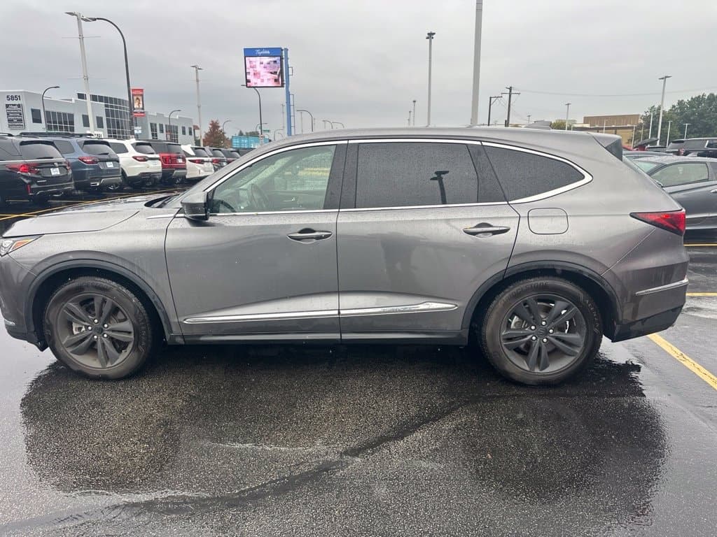 2024 Acura MDX Base — photo 1 of 7