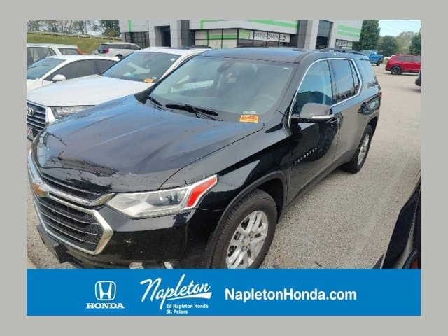 2020 Chevrolet Traverse Base — photo 1 of 28