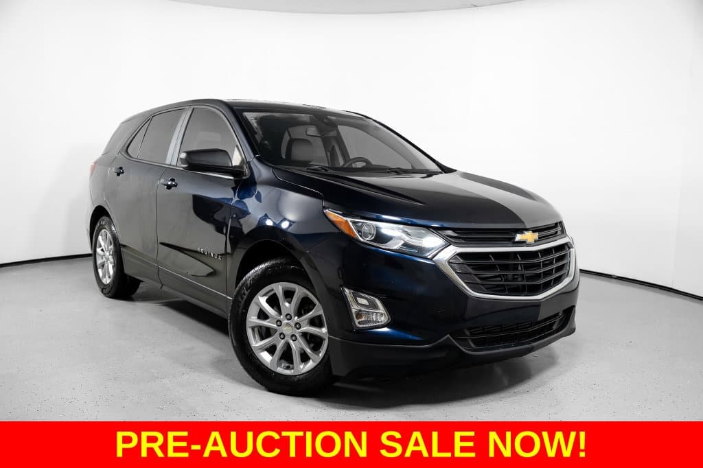 2020 Chevrolet Equinox LS — photo 1 of 37