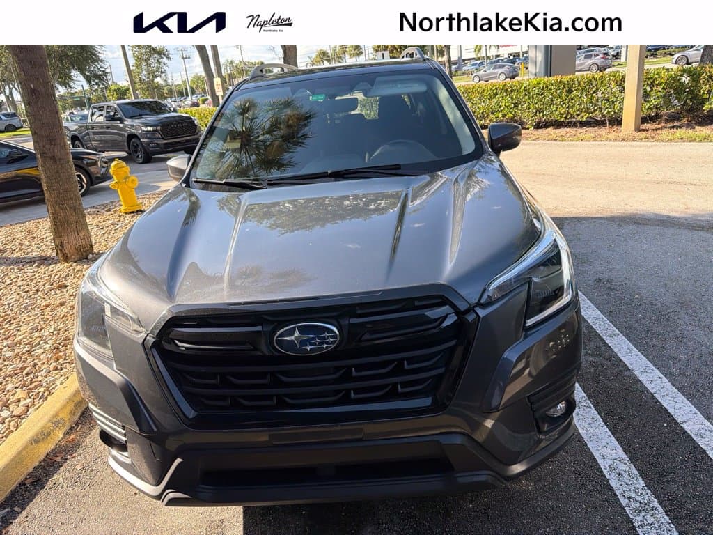2024 Subaru Forester Premium — photo 1 of 4