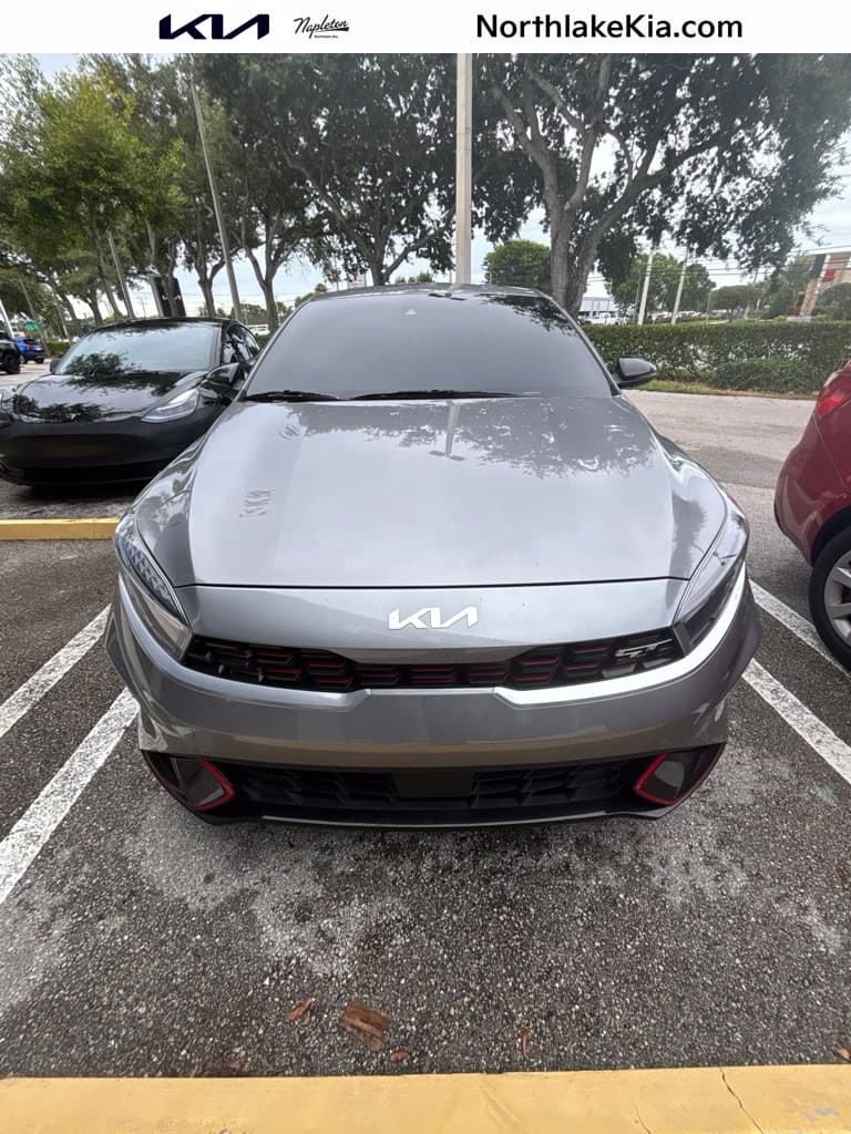 2023 Kia Forte GT — photo 1 of 5