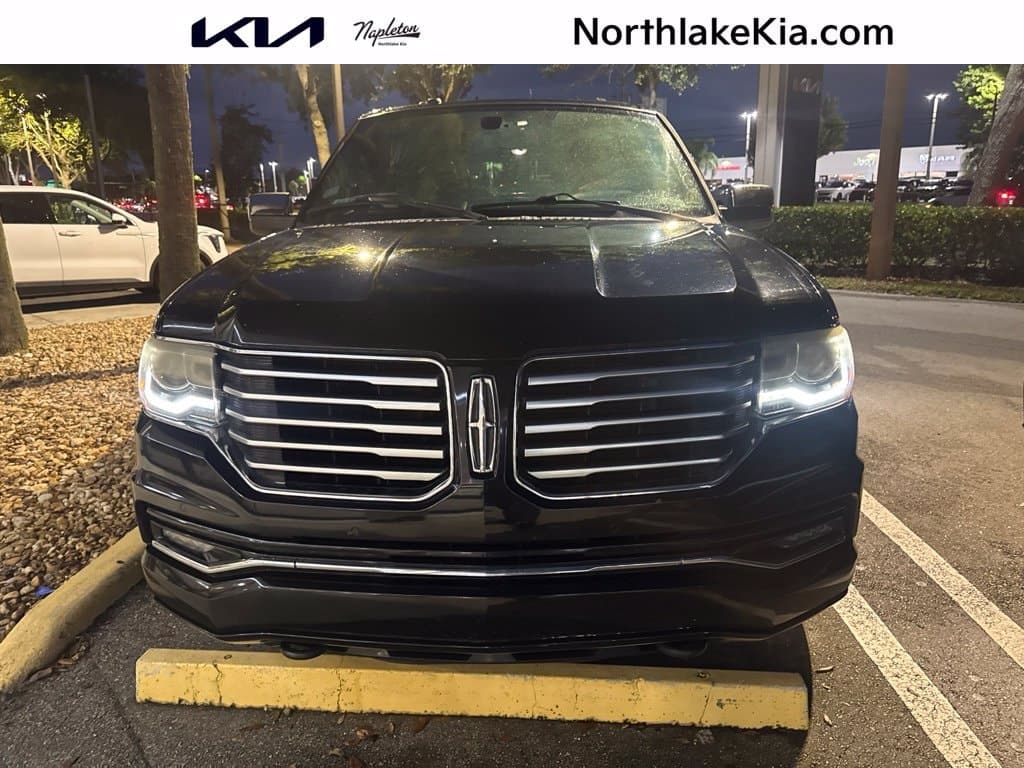 2017 Lincoln Navigator L Select — photo 1 of 5