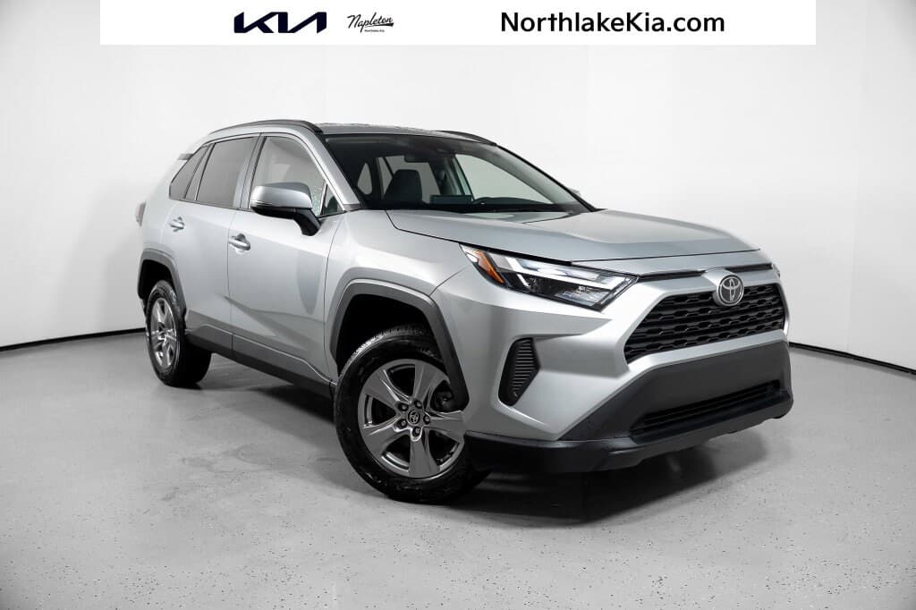 2025 Toyota RAV4 XLE — photo 1 of 37