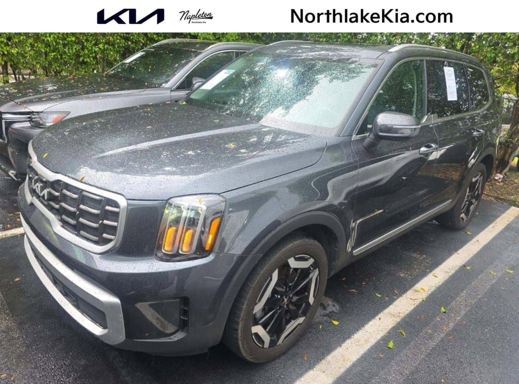 2024 Kia Telluride S — photo 1 of 4