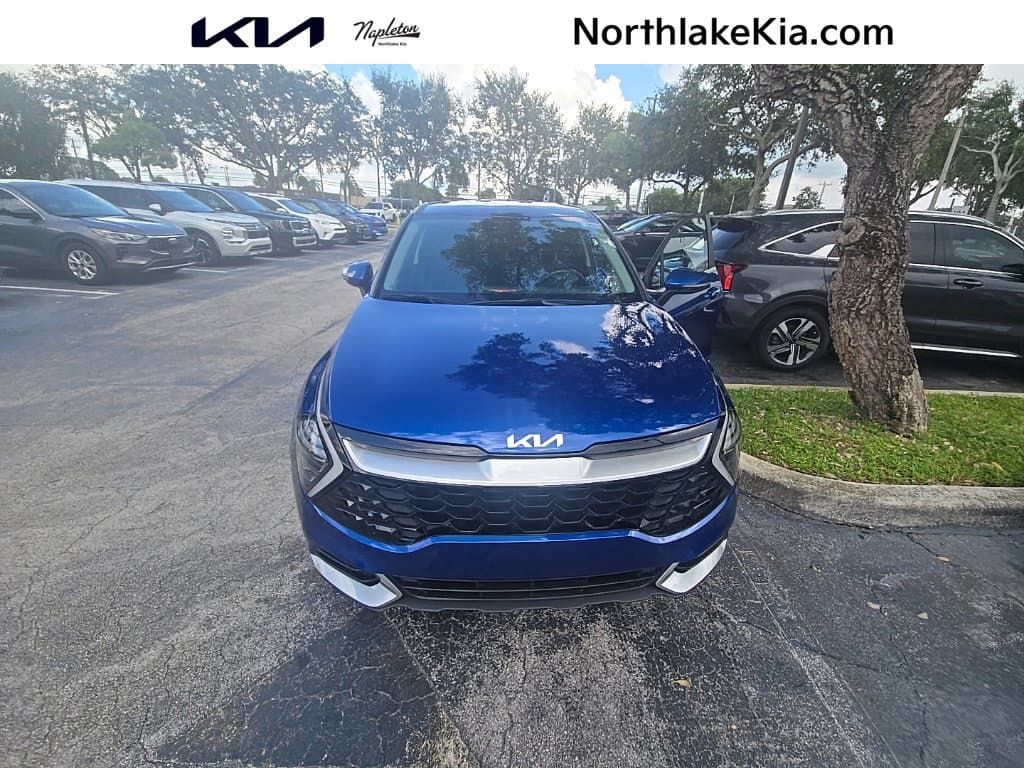 2025 Kia Sportage EX — photo 1 of 3