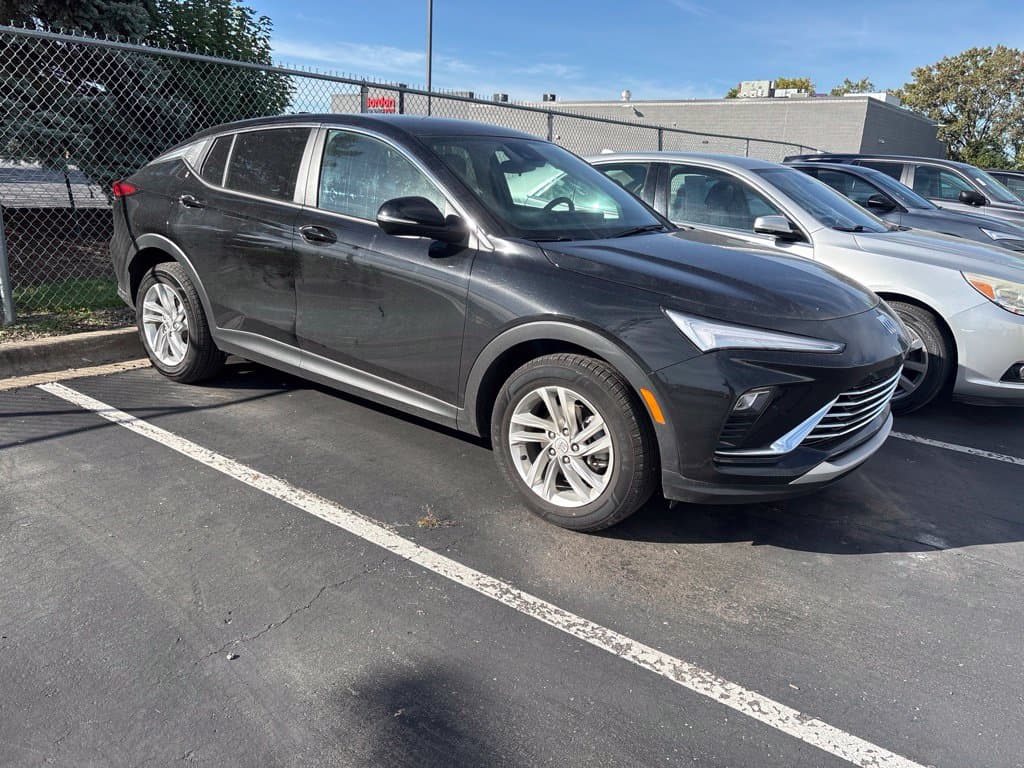 2025 Buick Envista Preferred — photo 1 of 3