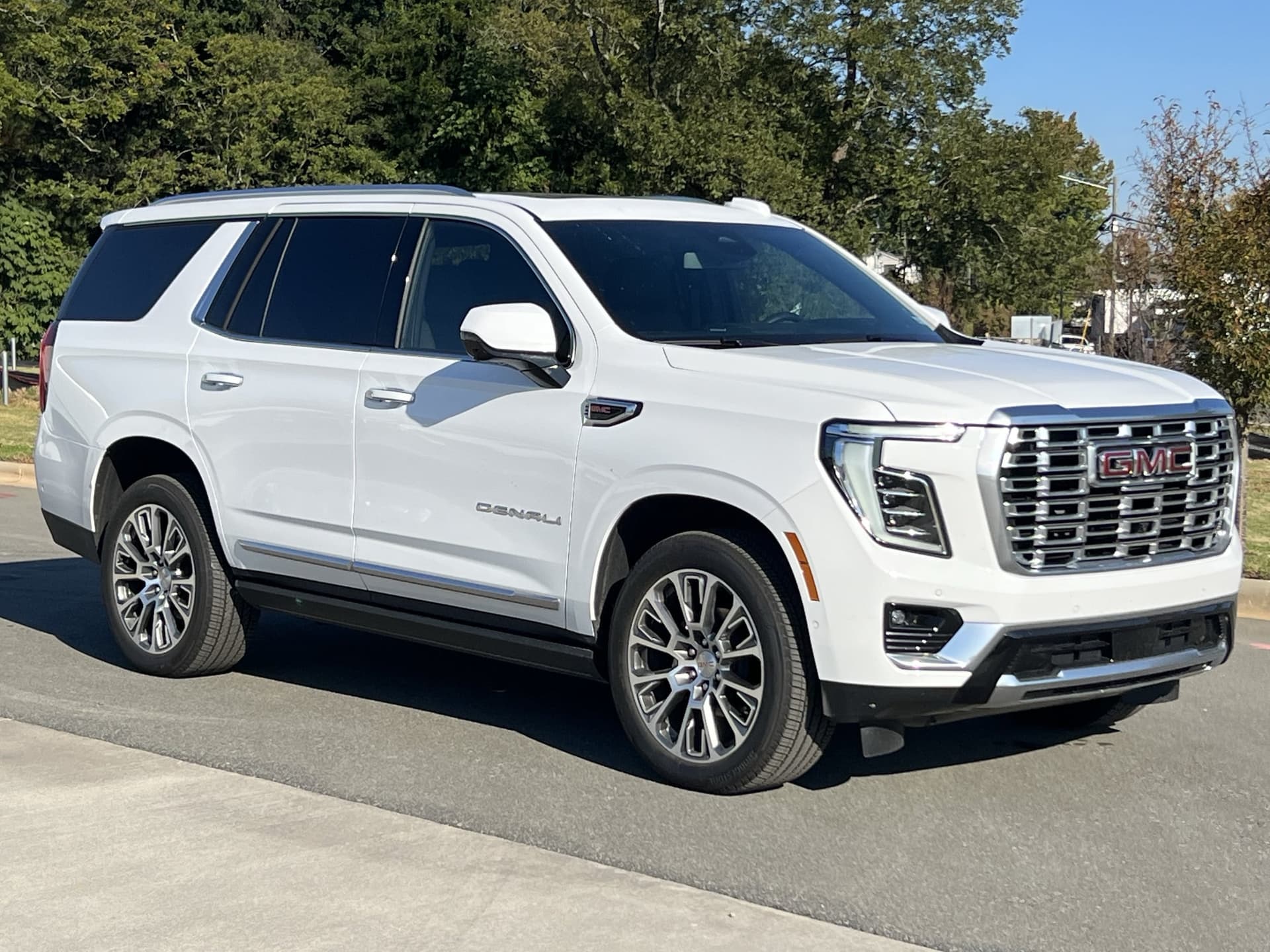2026 GMC Yukon Denali — photo 1 of 34