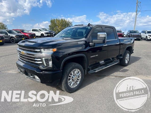 2022 Chevrolet Silverado 3500HD High Country — photo 1 of 12