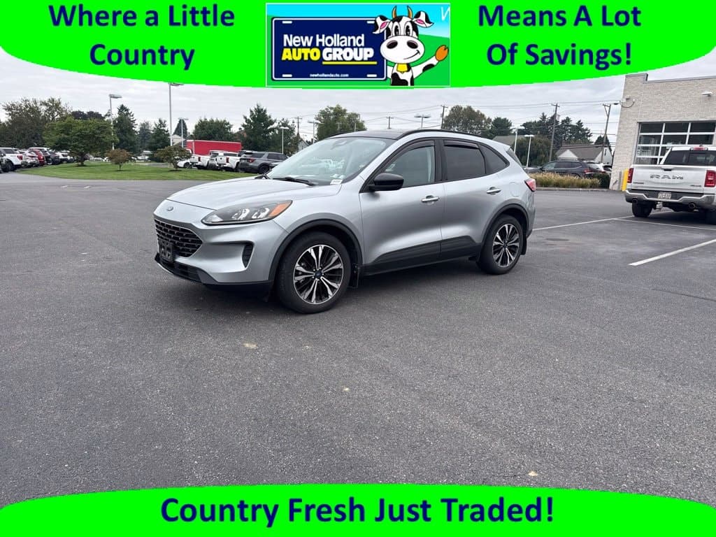 2021 Ford Escape SE — photo 1 of 10
